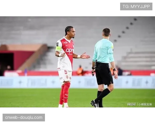 十人摩纳哥力克巴黎,南野拓实制胜球送卫冕冠军赛季第二败 十人摩纳哥力克巴黎,南野拓实制胜球送卫冕冠军赛季第二败