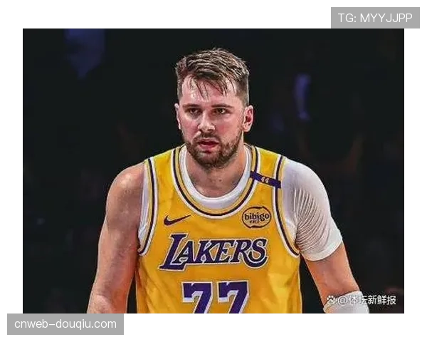 全明星票选东契奇暂任票王，字母哥领跑东部