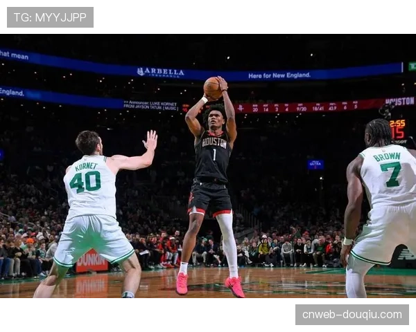 -阿门·汤普森贡献20分,火箭6人得分上双展现深度- -阿门·汤普森贡献20分,火箭6人得分上双展现深度-